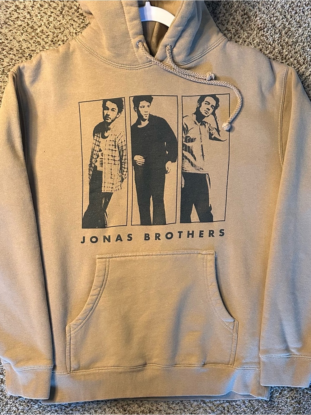 Jonas Brothers Graphic 2023 concert Hoodie in Tan